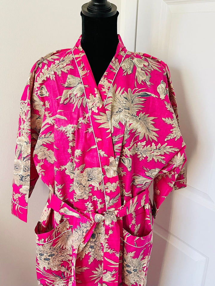 Elegant Kimono Robe - Perfect Bridesmaid Gift