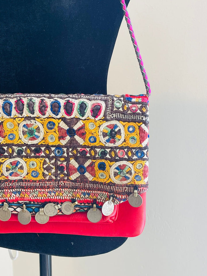 Bohemian Embroidered Coin Bag - Vintage Style