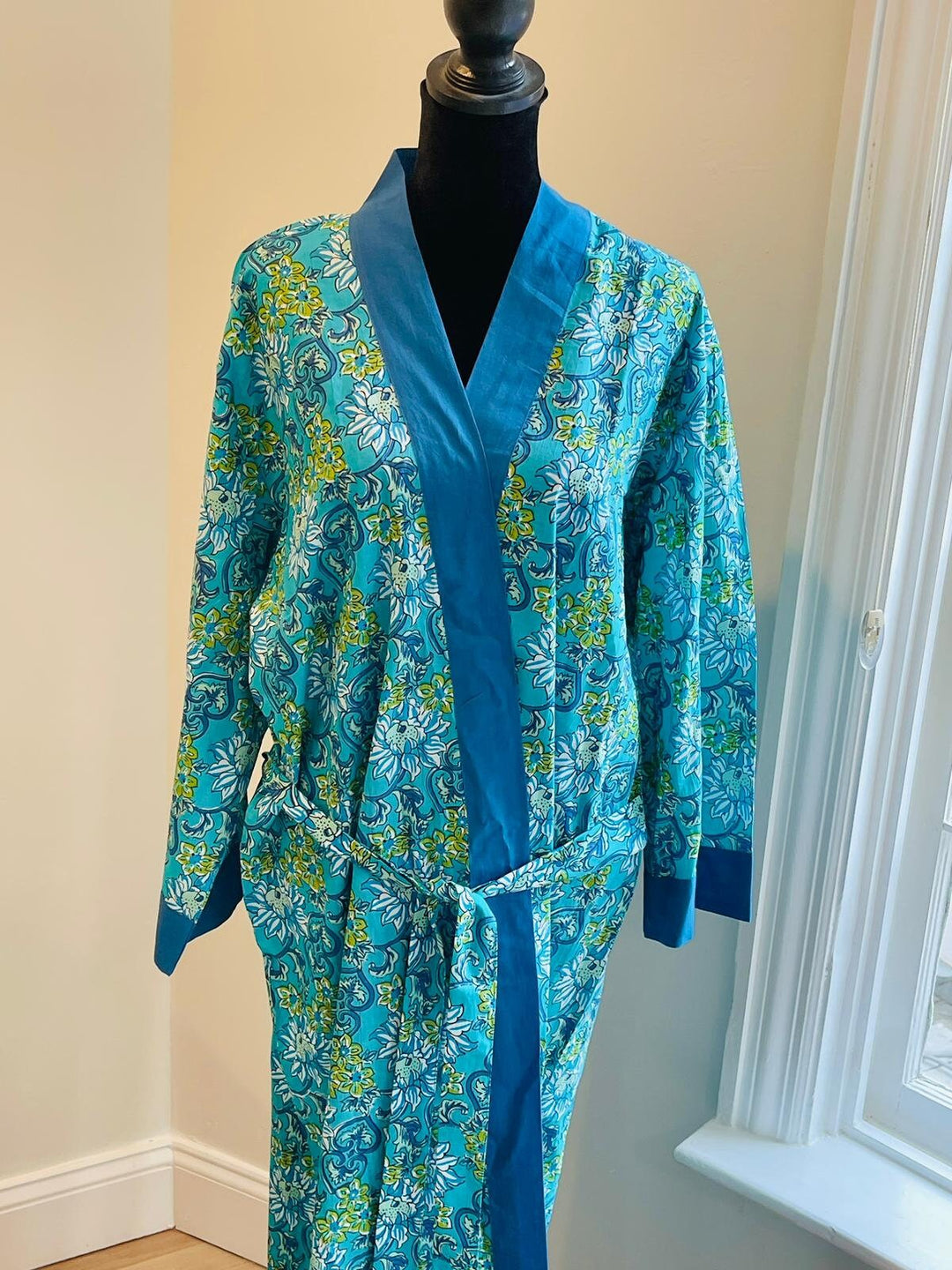 Cotton Kimono Robe: Comfort & Style, One Robe at a Time