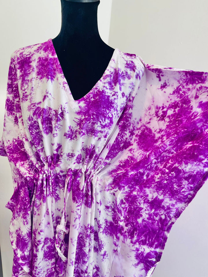 Swirling in Style: Tie-Dye Kaftan for Effortless Resort Vibes