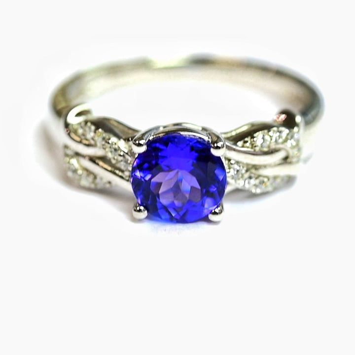 Blue Tanzanite Vintage Ring